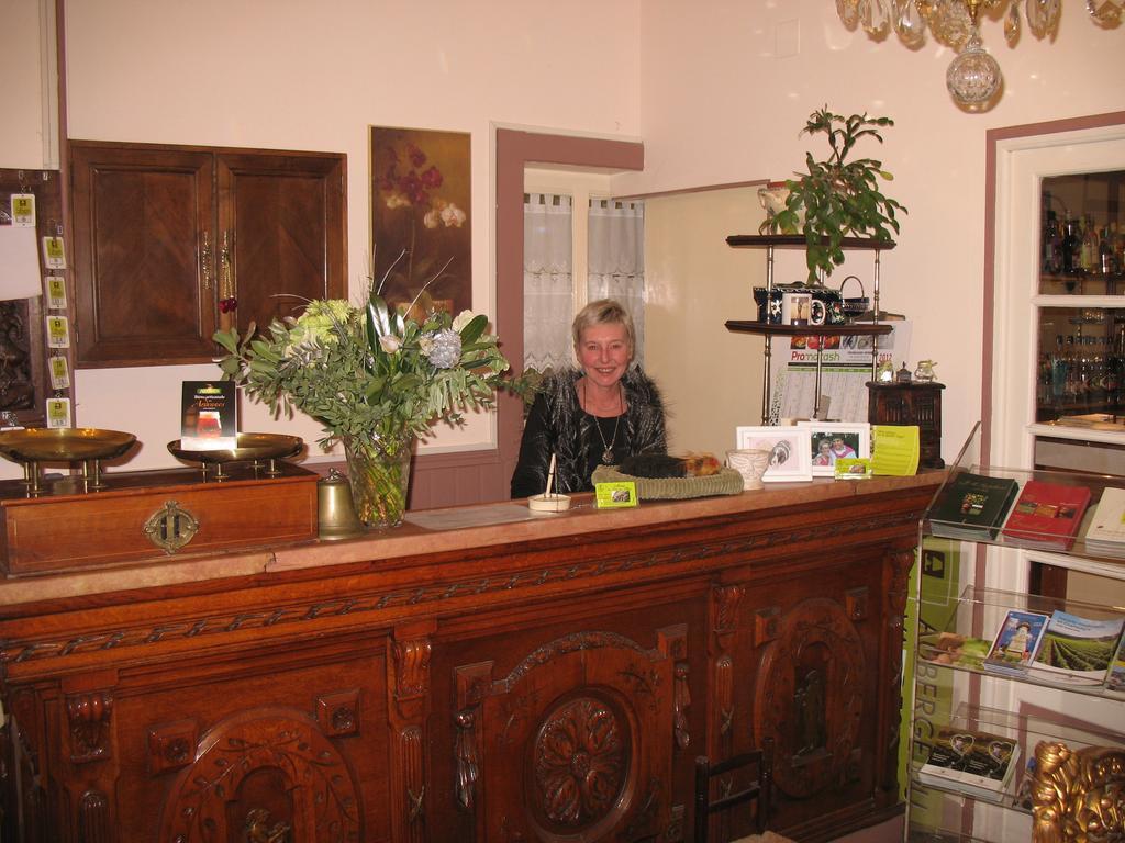 Val Des Bois Bed and Breakfast Warmeriville Buitenkant foto